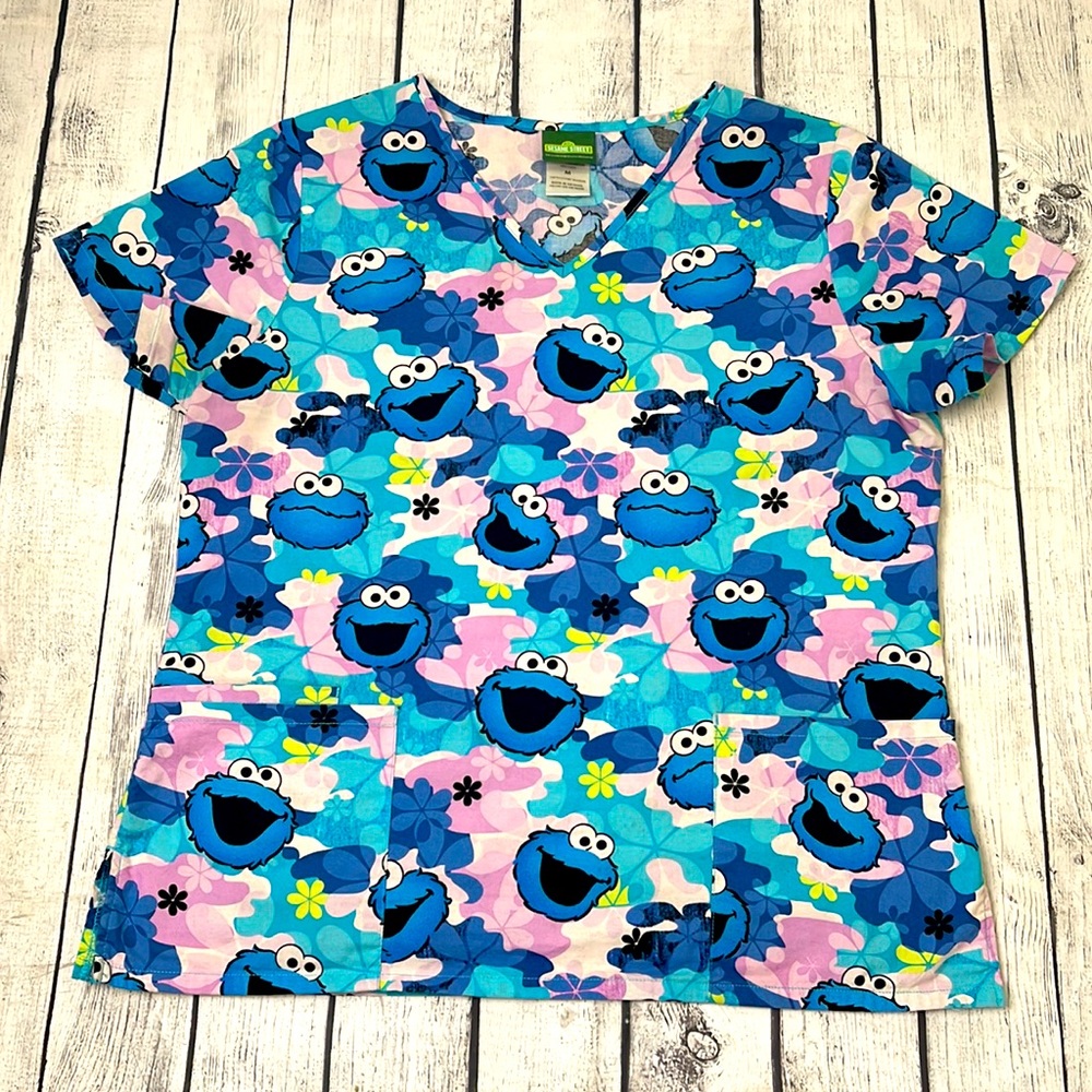 Sesame Street Medical Scrub Too Womens Size Medium Cookie Monster Flower Print
